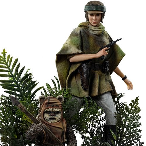 Star Wars: ROTJ Leia and Wicket 1:10 Art Scale LE Statue